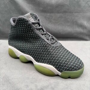 Nike Jordan‎ Horizon Basketball Shoes Grey Youth Size 5.5 Women’s Size 7